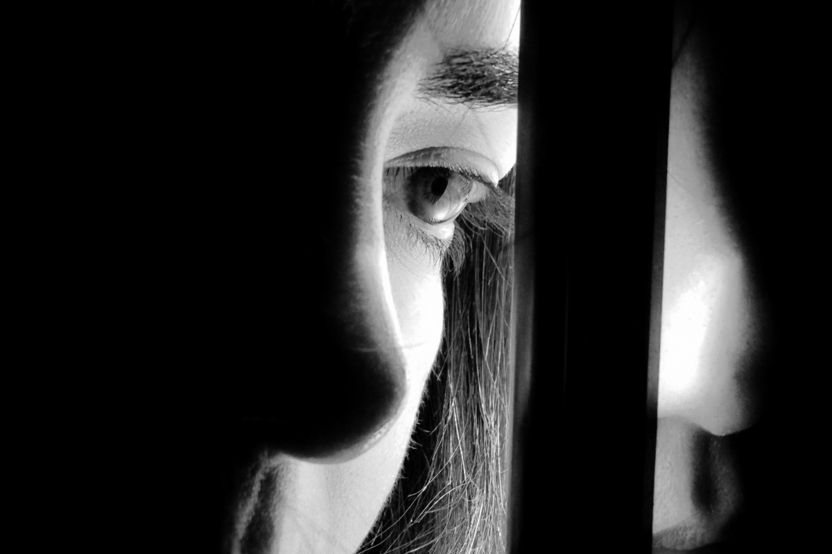 انزواع و افسردگی یک آسیب اجتماعی