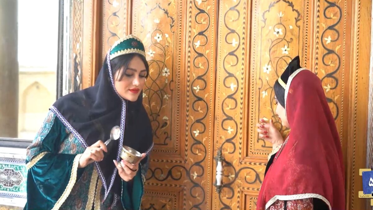 قاشق زنی چهارشنبه سوری