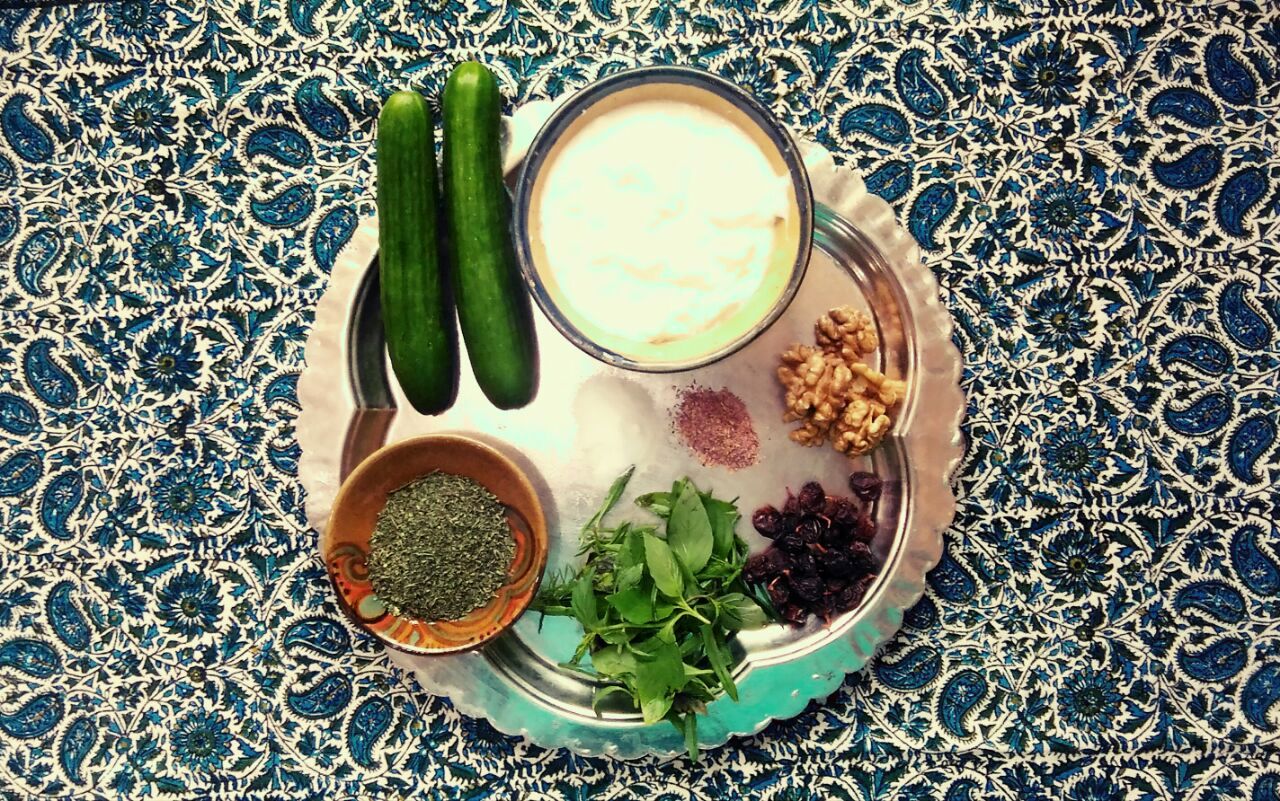 آب دوغ خیار