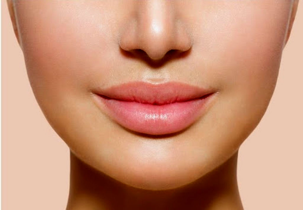 قرمز کردن طبیعی لب ها در خانه