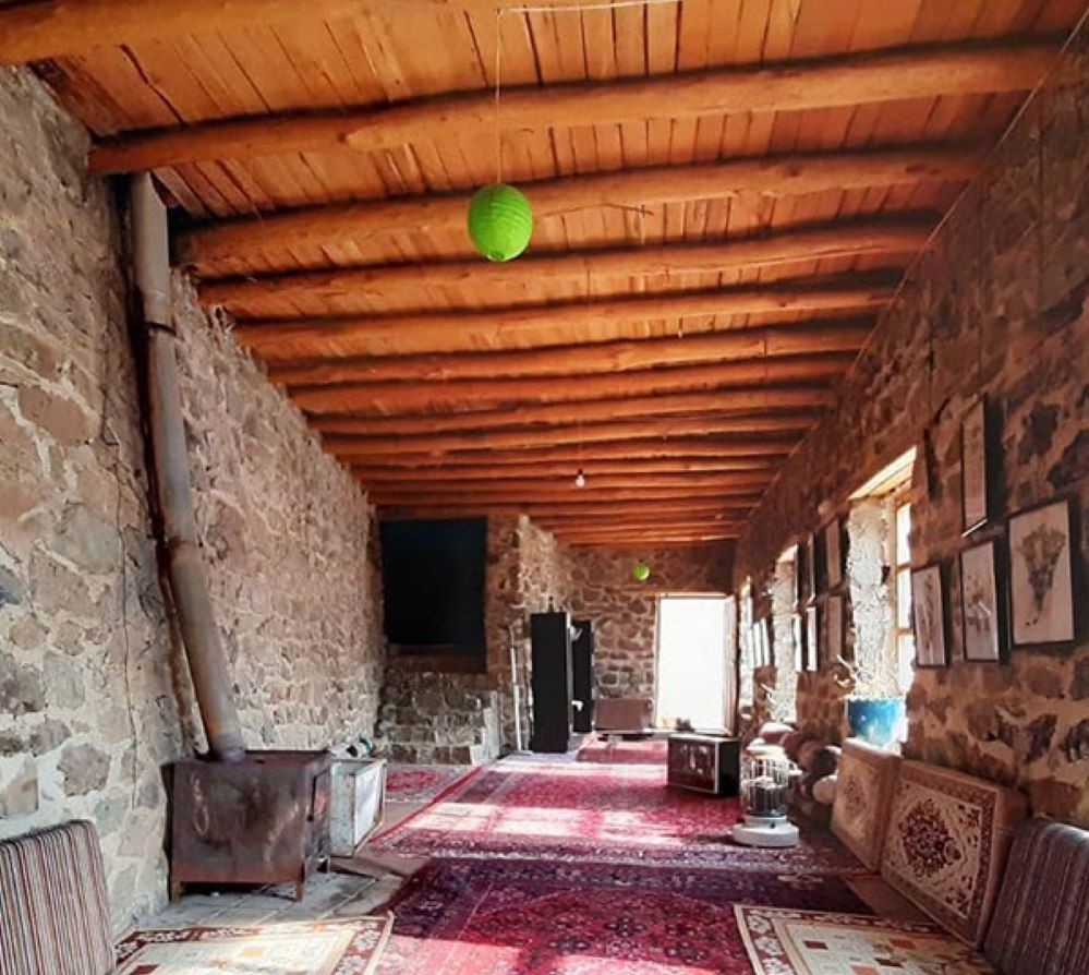 اقامتگاه های روستای سنگان کجاست