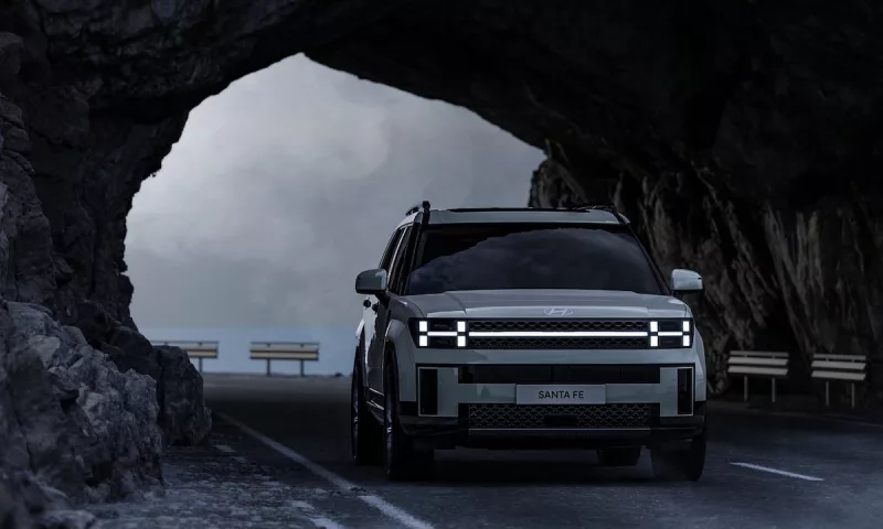 هیوندای سانتافه 2024