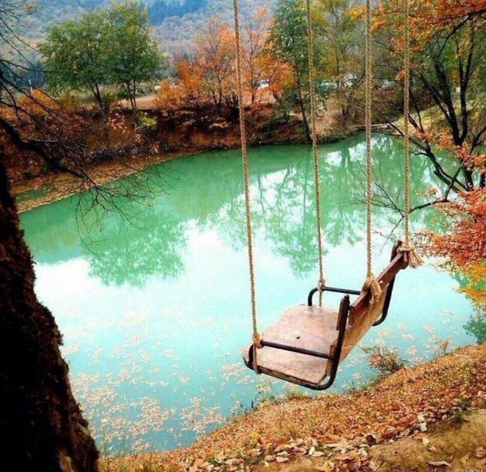عکس چشمه گل رامیان در پاییز