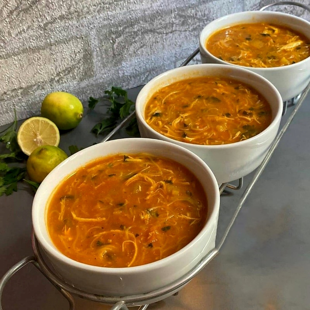 سوپ جو با مرغ