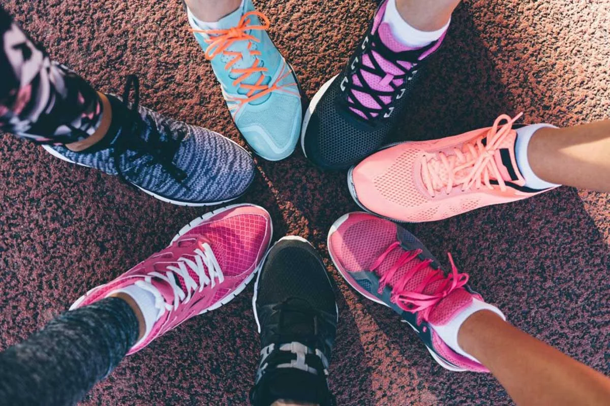 چگونه کفش ورزشی انتخاب کنیم