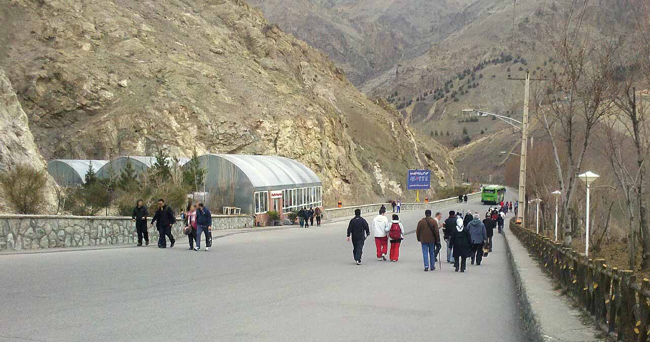 بام تهران کجاست 