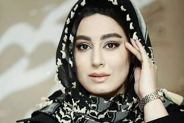 بیوگرافی رها ربانی نیا