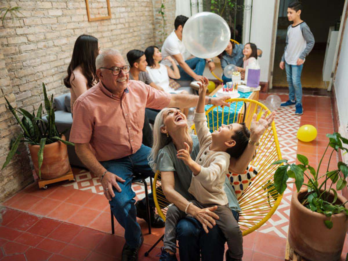اسم گروه خانوادگی برای واتساپ