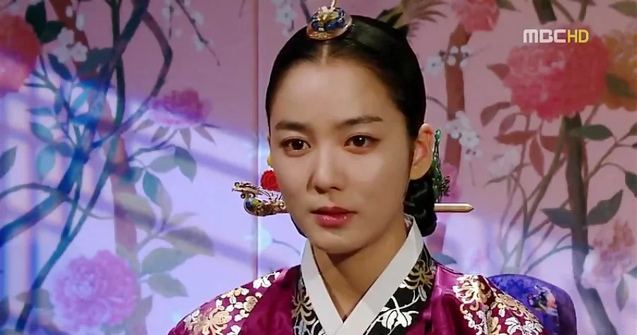 لی سو یون بازیگر نقش جانگ اوک جونگ