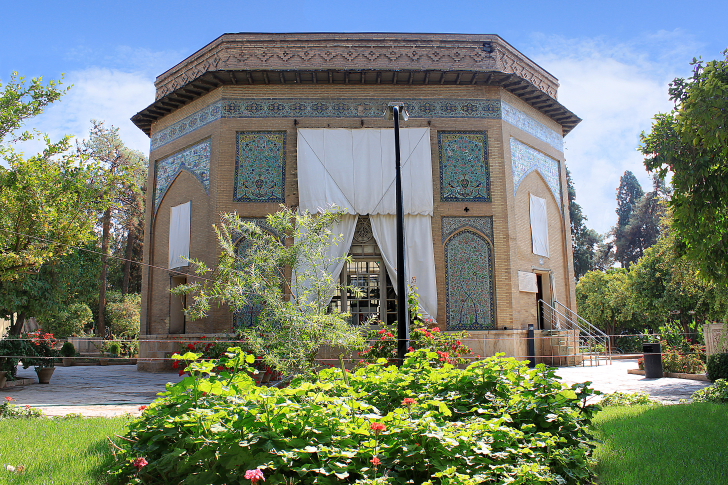 عمارت کلاه فرنگی