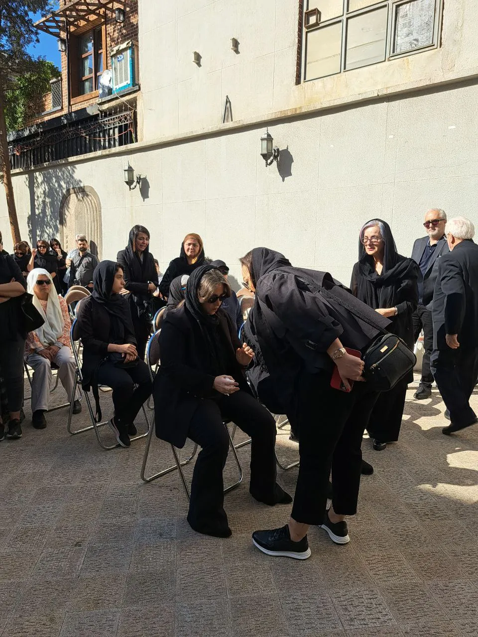 خاکسپاری رضا داوود نژاد