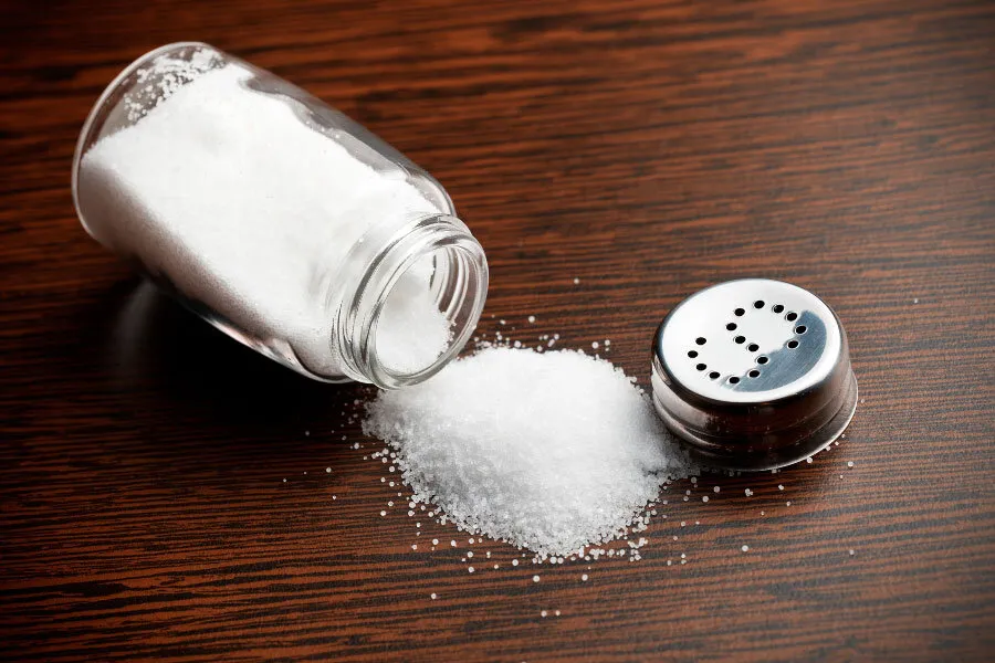 مصرف بیش از حد نمک