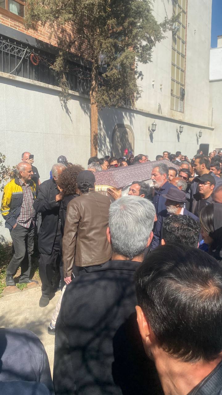 خاکسپاری رضا داوود نژاد
