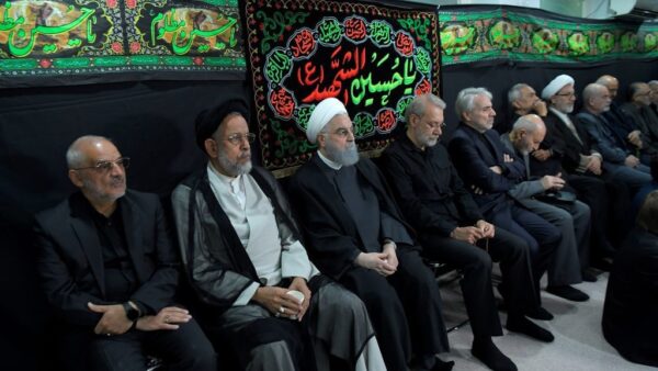 برگزاری آخرین روز مراسم عزاداری امام حسین در دفتر روحانی با حضور چهره های شاخص