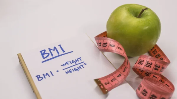 2 1 BMI چیست و چگونه می‌توان شاخص توده بدنی خود را محاسبه کرد؟