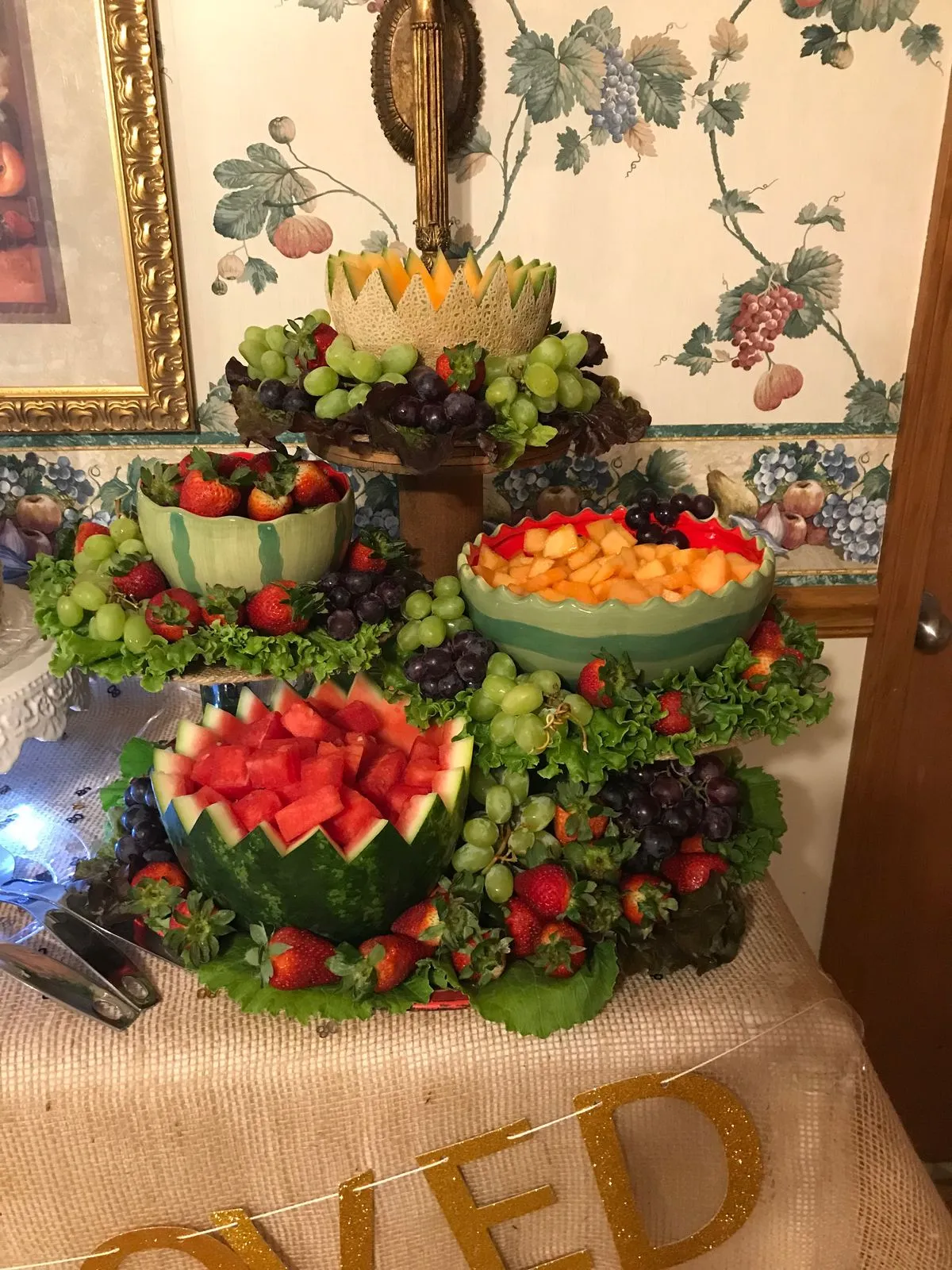 تزیین میوه برای مهمانی رسمی