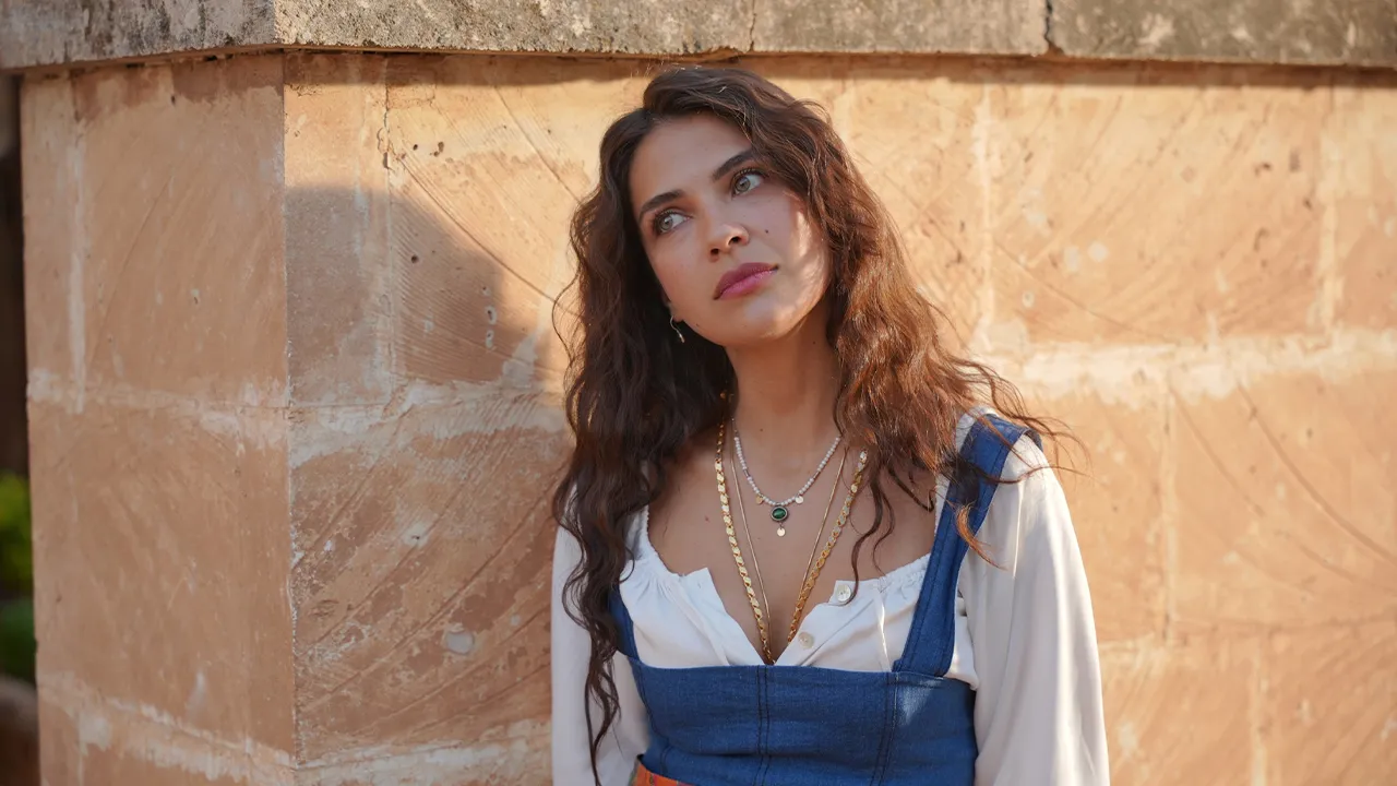 بیوگرافی بیران داملا ییلماز در نقش یاسمین