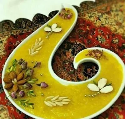 تزیین شله زرد در ظرف شکیل