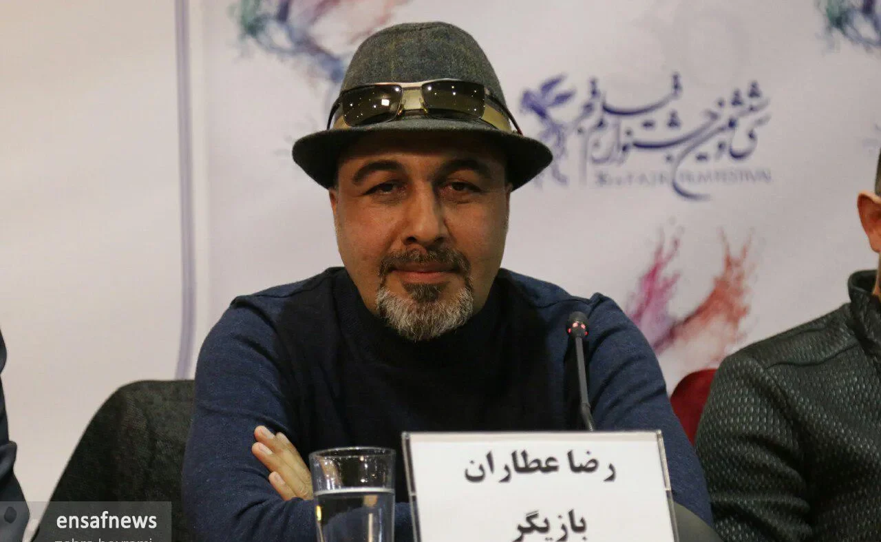 رضا عطاران در نقش جواد زرگر