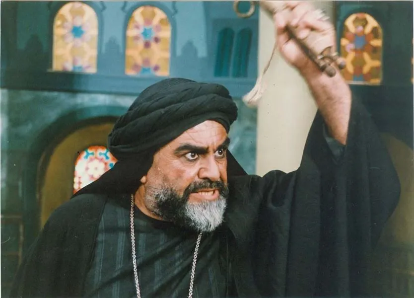 مهدی فتحی در نقش عمرو عاص