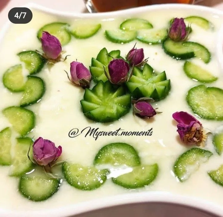 تزیین ماست ساده