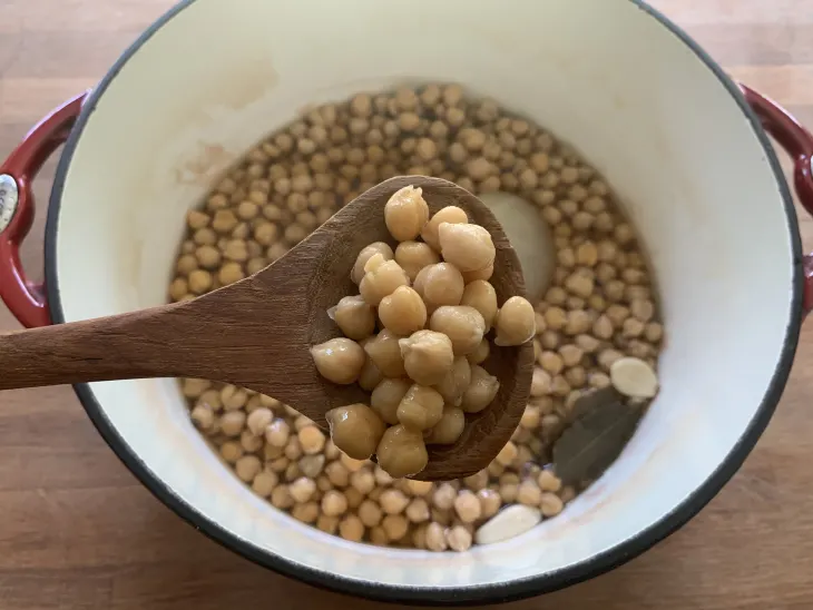 روش پخت نخود: پخت روی اجاق گاز با جوش شیرین و نمک