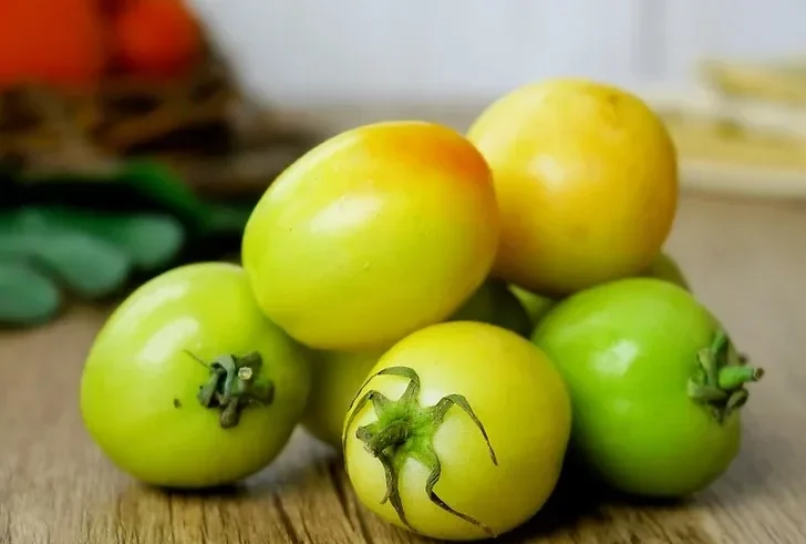 گوجه سبز