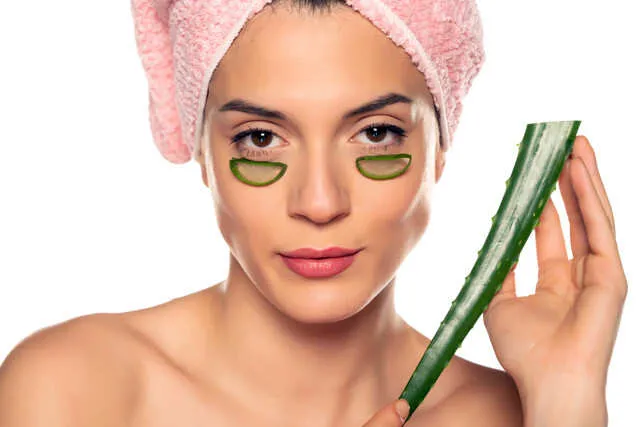  آلوئه ورا؛ آبرسانی و تسکین‌دهنده برای رفع سریع چروک دور چشم