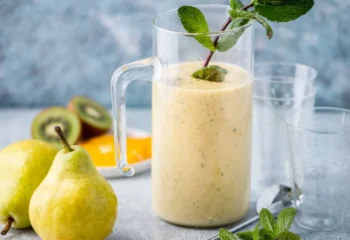 طرز تهیه میلک شیک گلابی کمتر از ۵ دقیقه!
