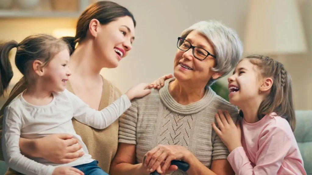 ایجاد شبکه‌های حمایتی اجتماعی