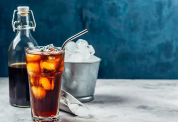 How to Make Cold Brew Coffee b4a طرز تهیه قهوه دم کرده سرد؛ نوشیدنی خنک مثل کافی شاپ  