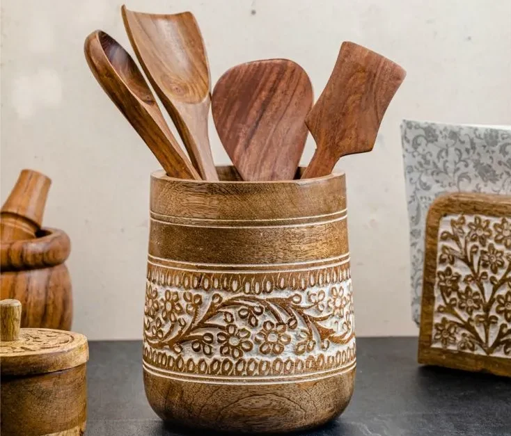 جای کفگیر ملاقه چوبی