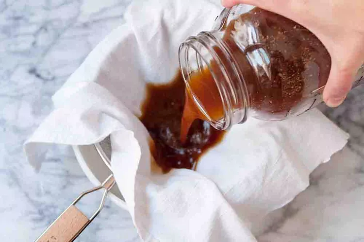 طرز تهیه قهوه دم کرده سرد