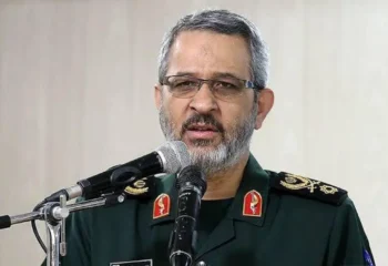پاسدار غیب پرور