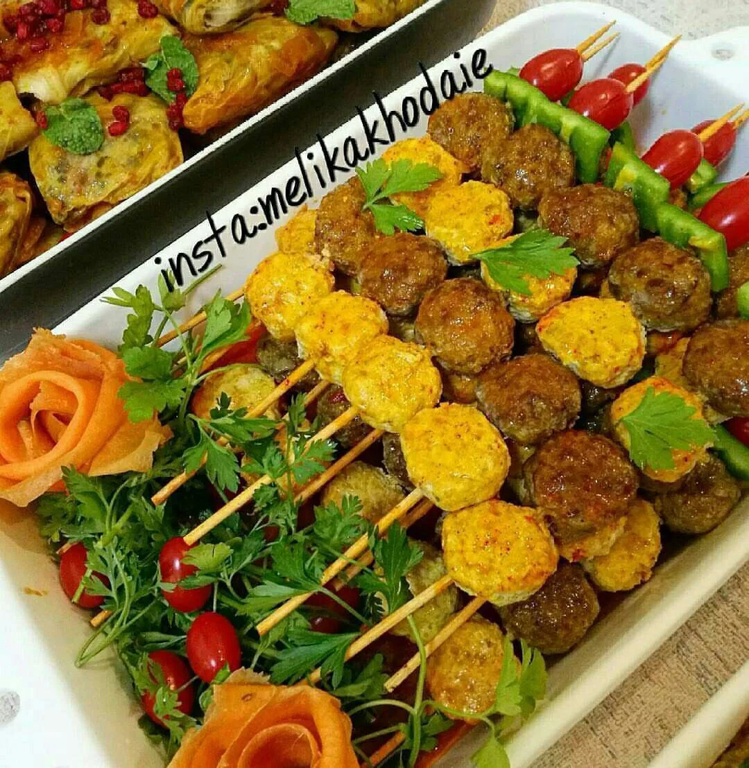 Chicken and Kebab Mix Decoration 