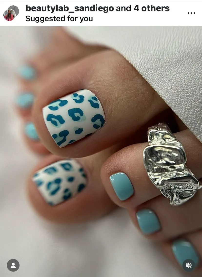 Leopard toenail design 
