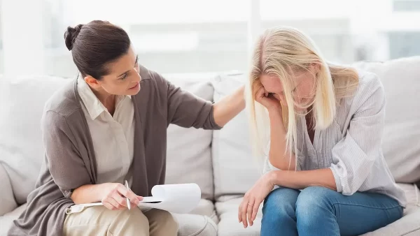 زندگی را زندگی کن؛ راه حل هایی برای پیشگیری از خودکشی