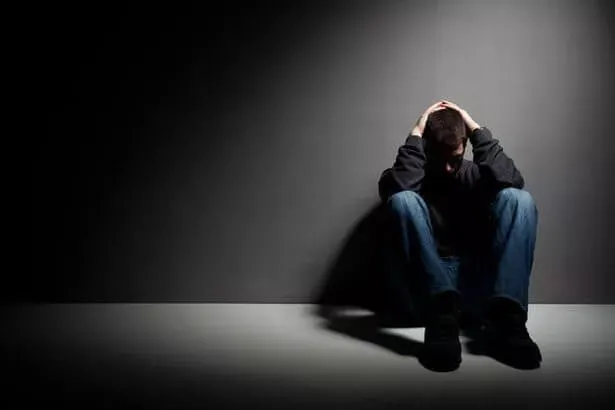 زندگی را زندگی کن؛ راه حل هایی برای پیشگیری از خودکشی