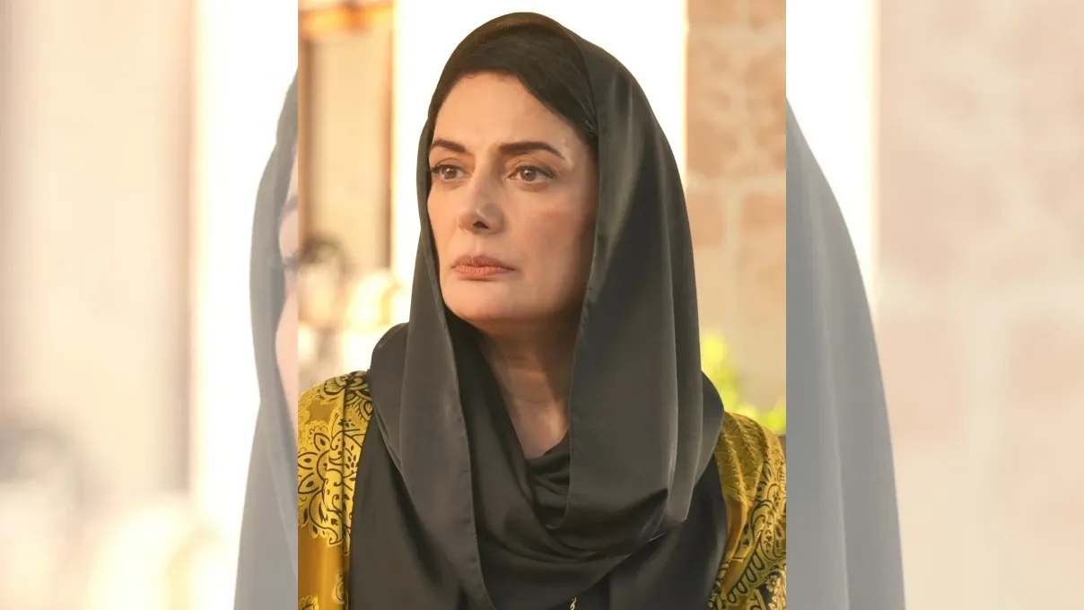 ودا یورت‌سور (Veda Yurtsever) در نقش سلطان (Sultan)