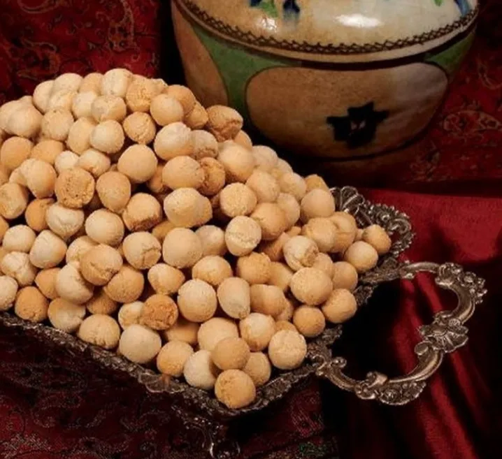 طرز تهیه شیرینی حاجی بادام یزدی خوشمزه و سنتی در خانه