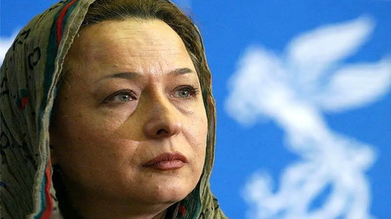 بیوگرافی آزیتا حاجیان بازیگر نقش گوهرشاد