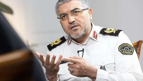 رئیس پلیس درباره گواهینامه موتورسیکلت زنان گفت: «مشکل قانونی دارد!»