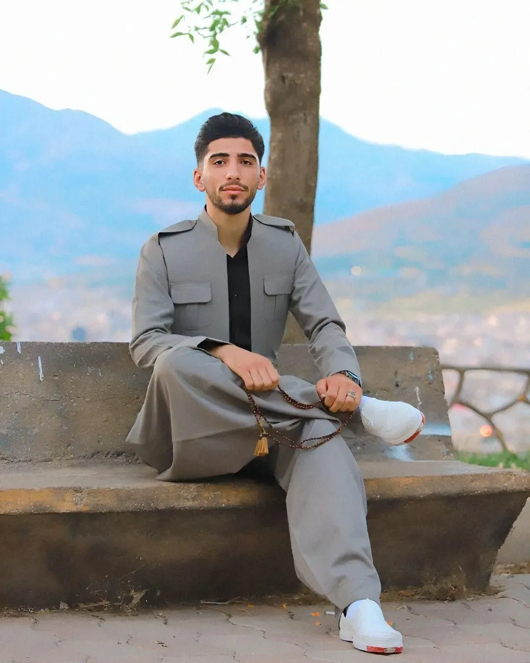 لباس کردی مردانه مدل حزبی