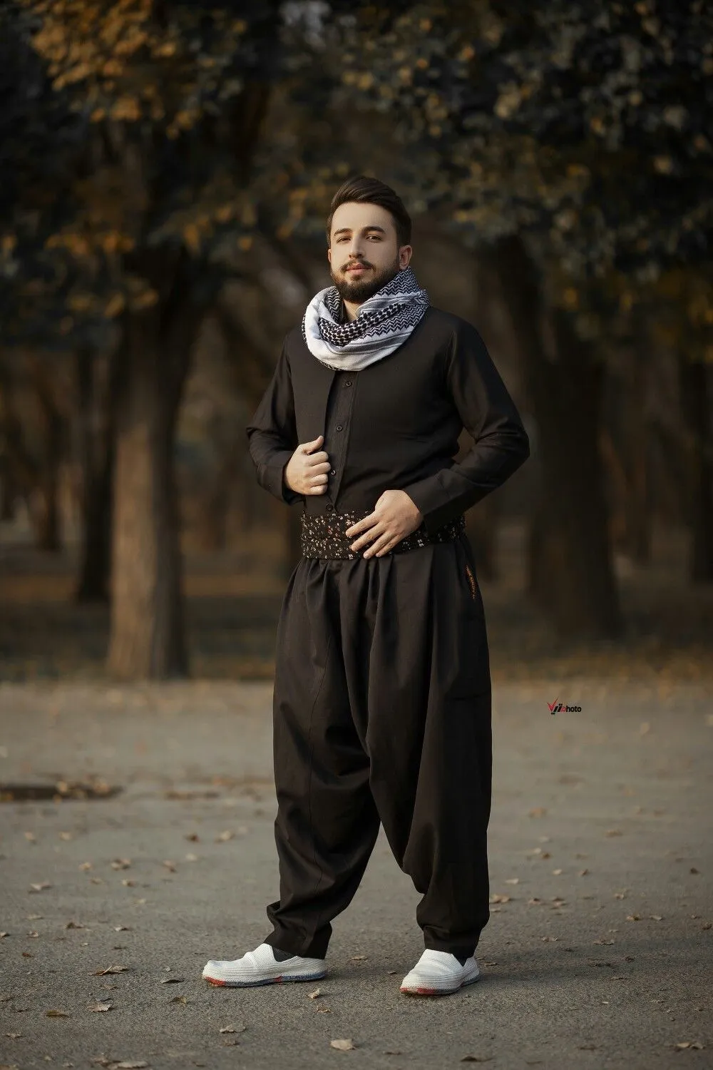 لباس کردی مردانه