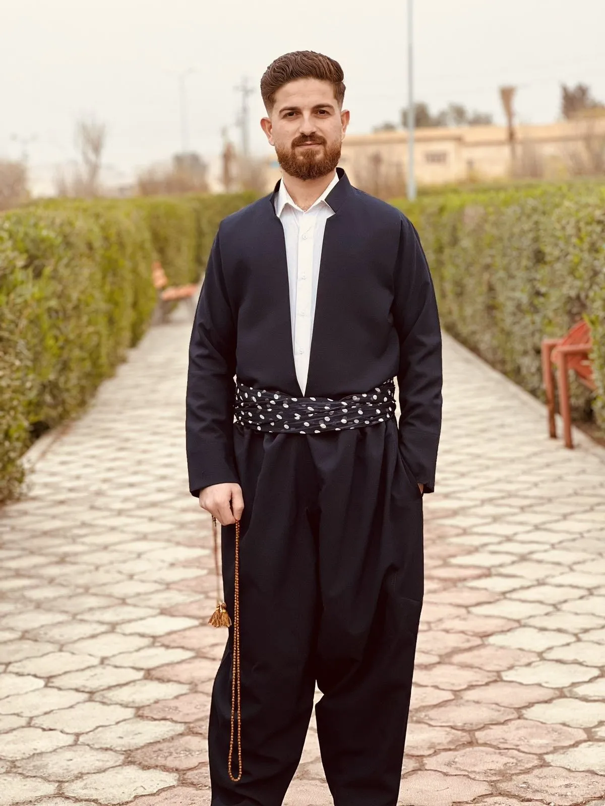 لباس کردی مردانه