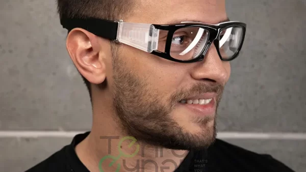 عینک ورزشی طبی، حرفه ای و خاص