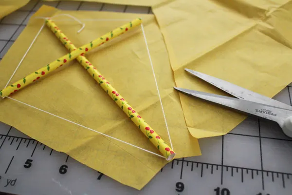 trim-tissue-paper
