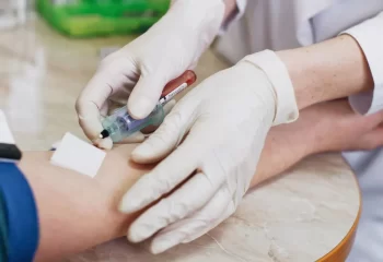 پس از ۴۰ سالگی، این ۵ آزمایش را حتماً انجام دهید!
