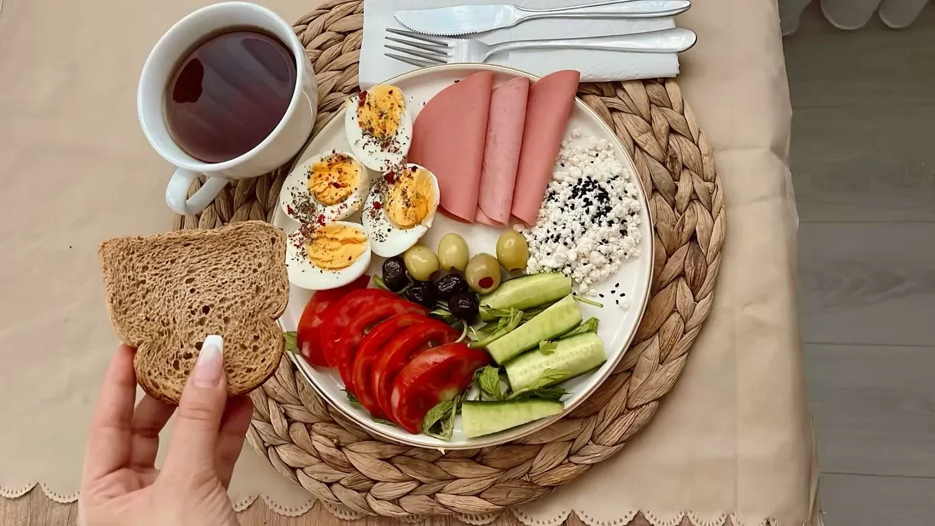 ایده صبحانه سلامت سنتی و مقوی