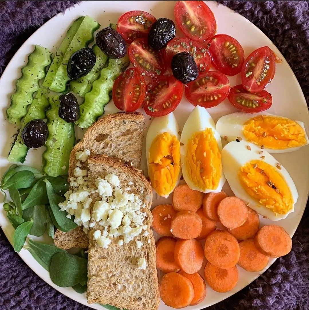 ایده صبحانه سلامت سنتی و مقوی